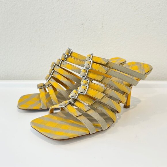 Burberry Fabric Sandals in Hunter Check, Size 37, New in Box - Picture 3 of 5